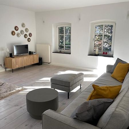 Haus Mit Tuermchen Leilighet Solingen Eksteriør bilde