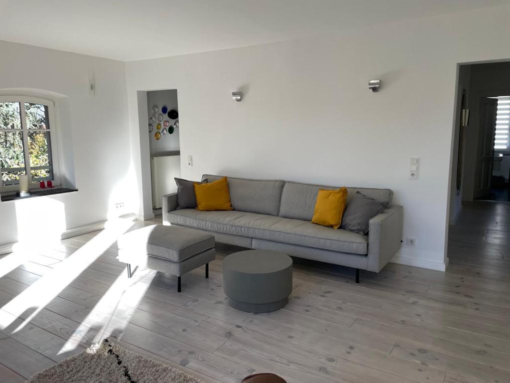 Haus Mit Tuermchen Leilighet Solingen Eksteriør bilde